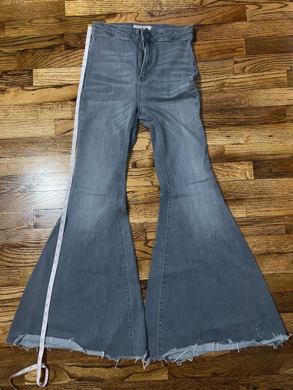 Free People Gray Flare Jeans - Mid Gray Stretch Denim - Picture 4 of 6